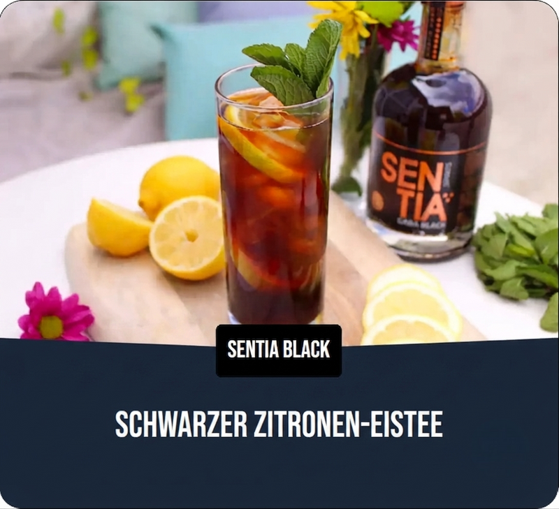 Schwarzer Zitronen-Eistee